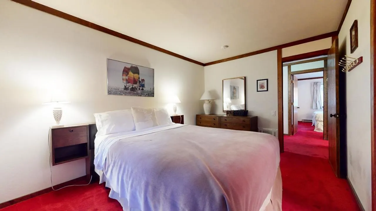 Mammoth Estates Condo - Near Village At Mammoth & Pet Friendly Mammoth Lakes