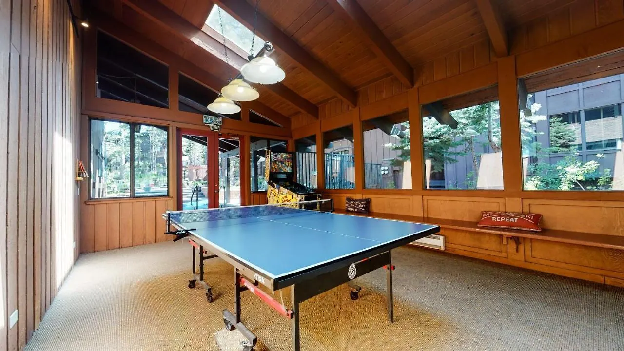 Apartment Mammoth Estates Condo - Near Village At Mammoth & Pet Friendly Mammoth Lakes United States